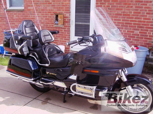 1997 Honda GL 1500 Gold Wing SE photo